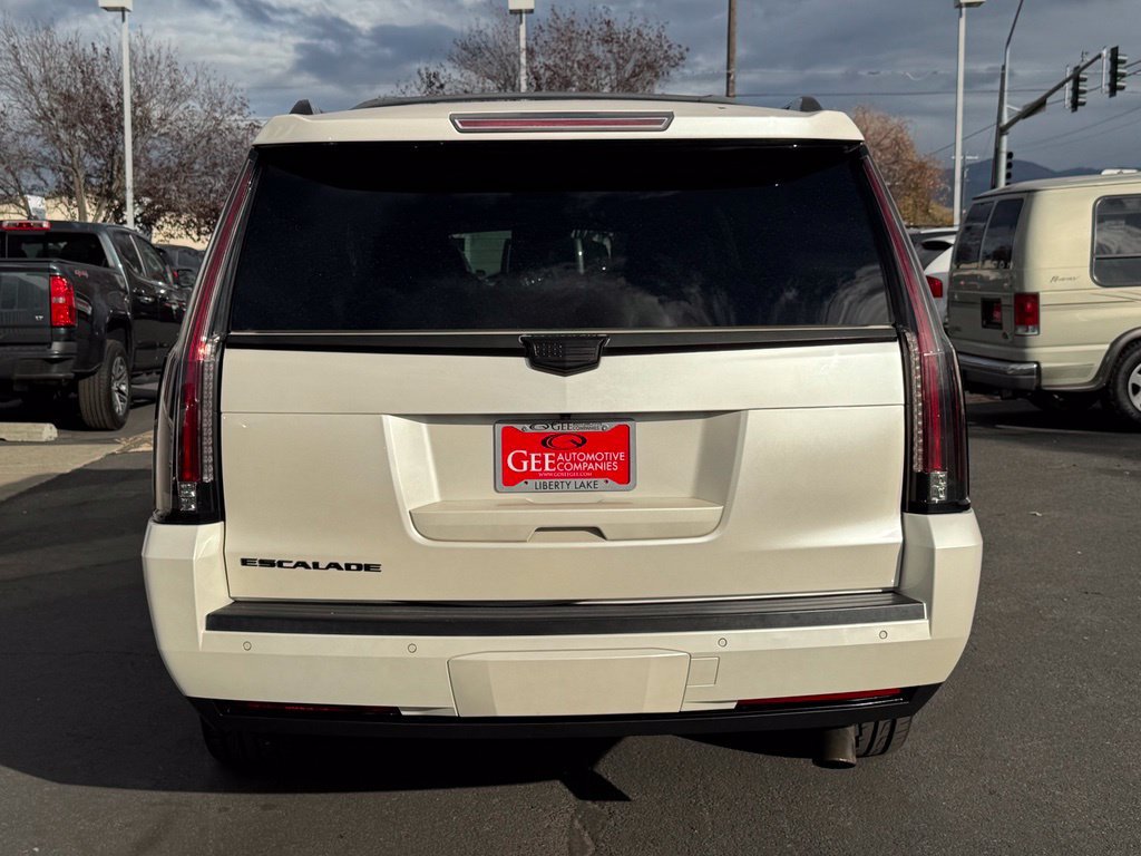 Used 2015 Cadillac Escalade ESV Premium AWD/4WD image 4