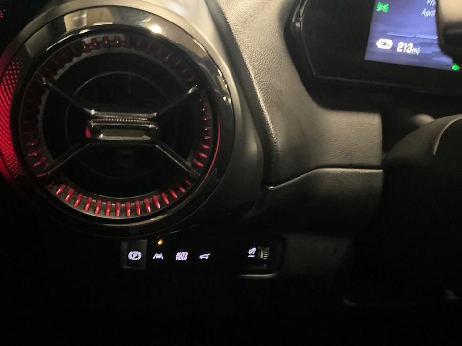 Used 2024 Chevrolet Equinox EV RS FWD image 25