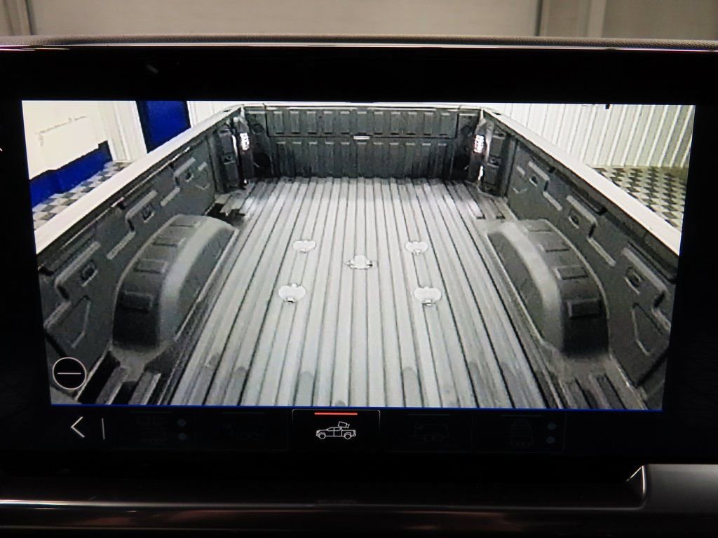 Used 2024 GMC Sierra 2500 SLT w/ SLT Premium Package image 23