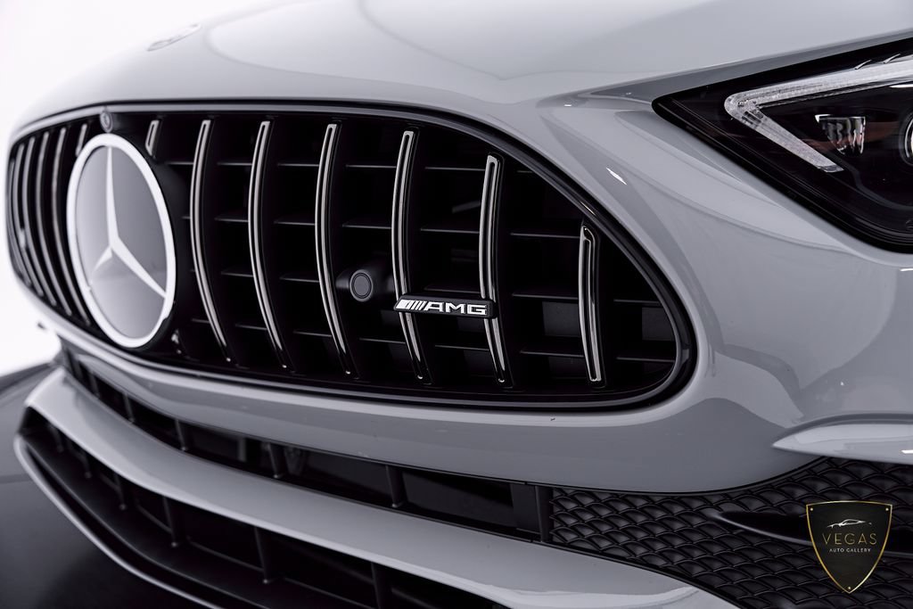Used 2025 Mercedes-Benz SL 43 AMG w/ Driver Assistance Package image 32