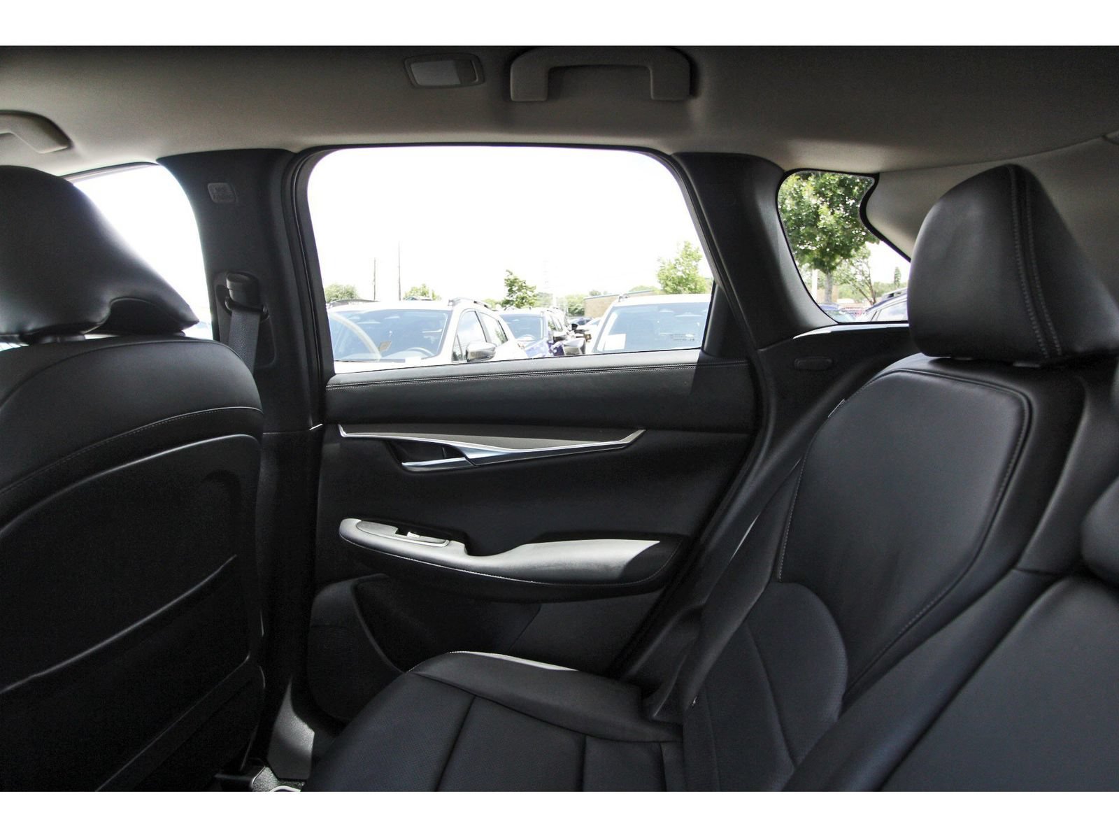 Used 2025 INFINITI QX50 Luxe AWD/4WD image 11