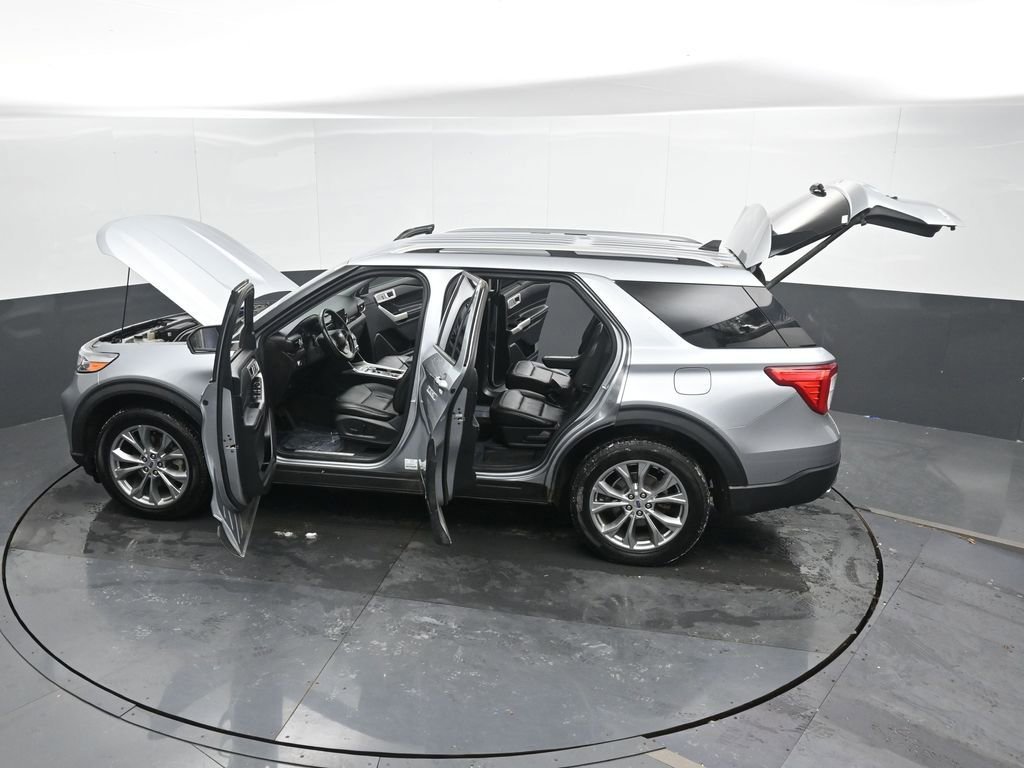 Used 2022 Ford Explorer Limited w/ Equipment Group 301A image 58