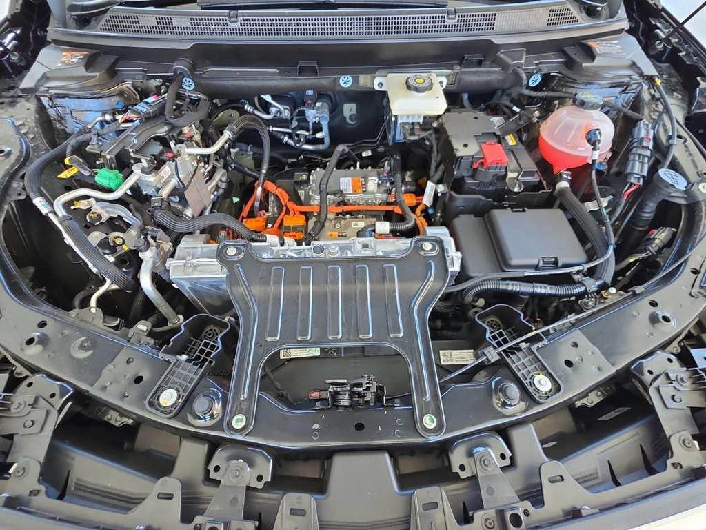 Used 2026 Cadillac Optiq Luxury 2 RWD image 31