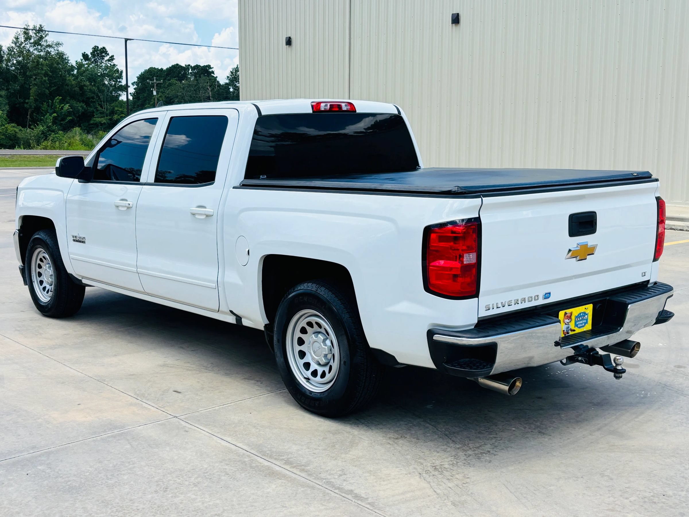 Used 2018 Chevrolet Silverado 1500 LT w/ LT Eassist Package RWD image 7