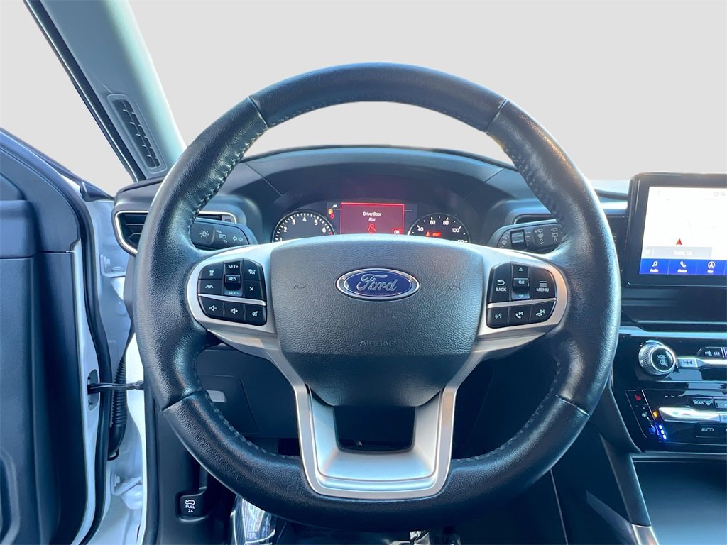 Used 2023 Ford Explorer Limited w/ Equipment Group 301A image 11