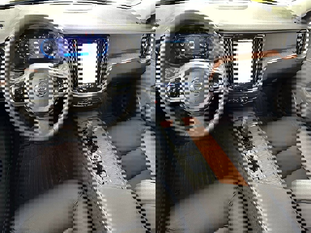 New 2024 Volvo S60 B5 Plus w/ Climate Package image 14