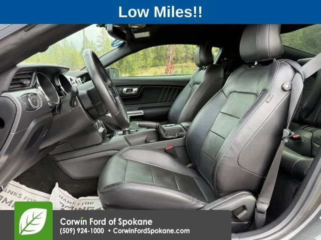 Used 2017 Ford Mustang GT Premium w/ GT Performance Package RWD image 2