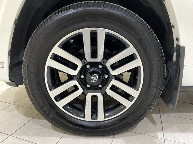 Used 2018 Toyota 4Runner Limited AWD/4WD image 29
