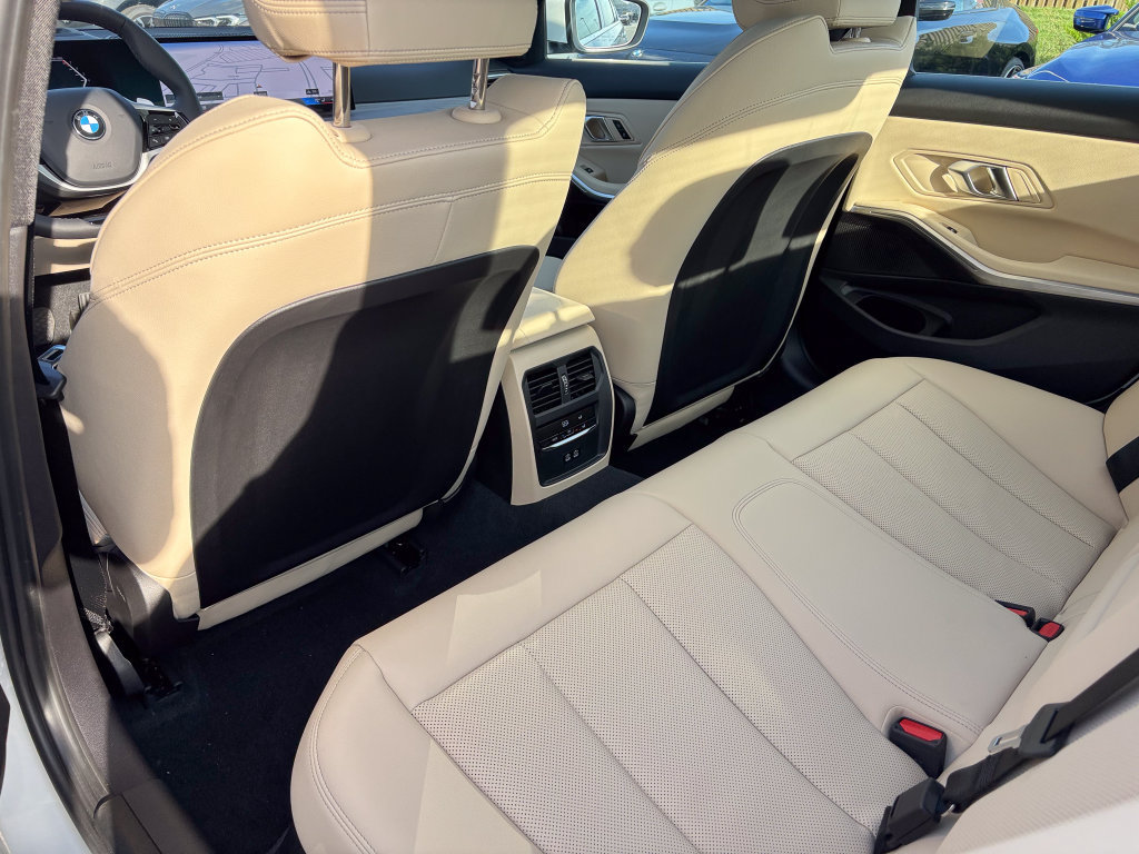 New 2026 BMW 330i xDrive Sedan w/ Premium Package AWD/4WD image 26