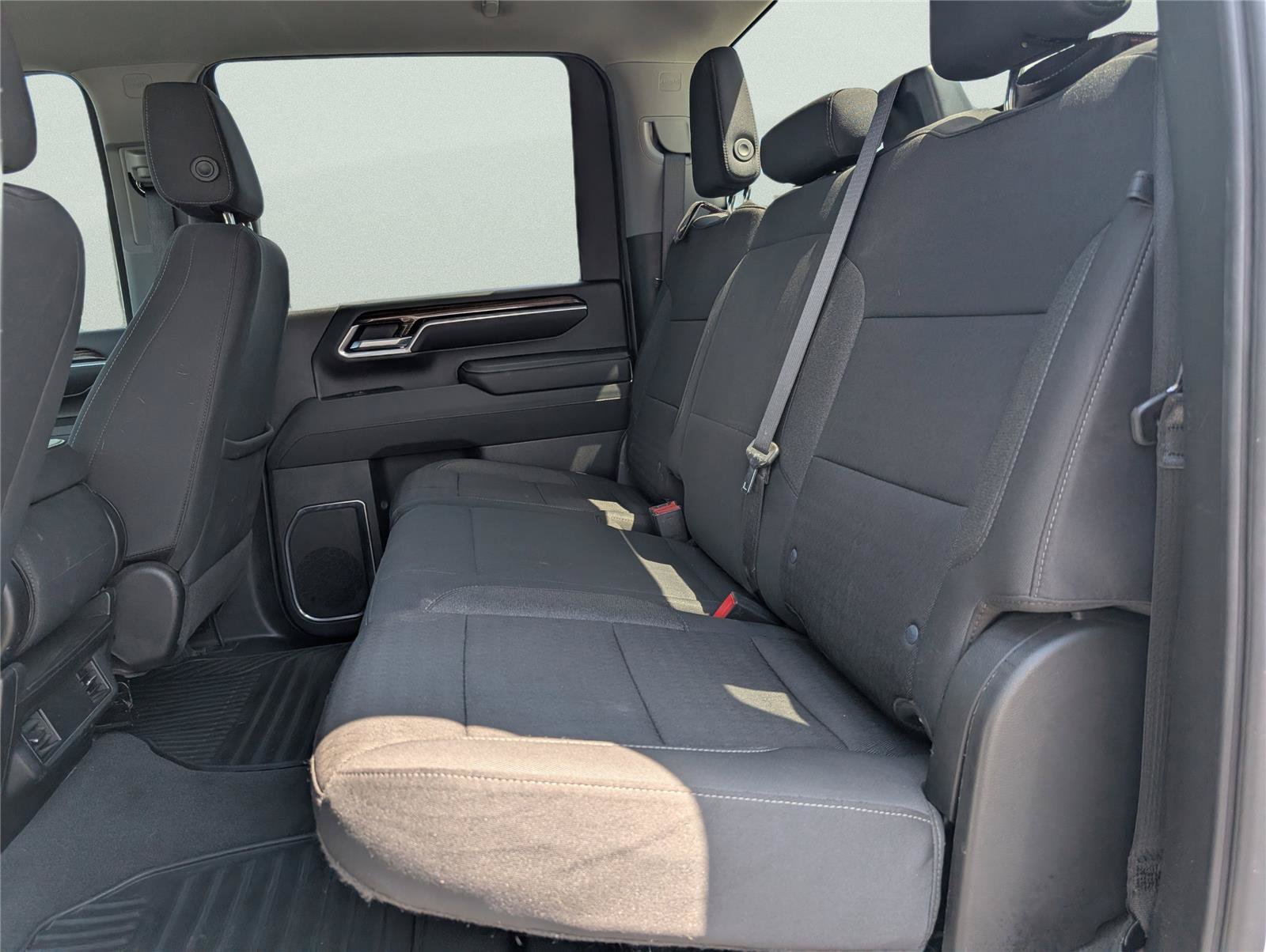 Used 2024 Chevrolet Silverado 2500 LT AWD/4WD image 11