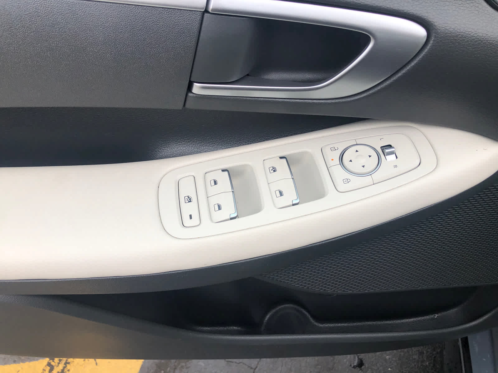 Certified 2025 Hyundai Sonata SE FWD image 16