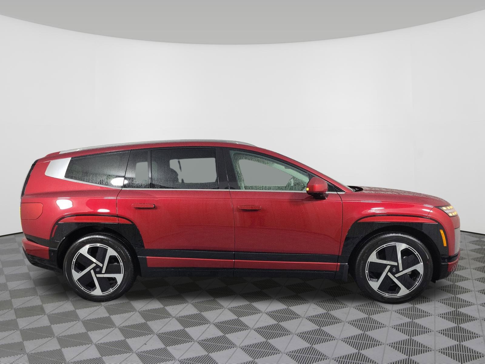 New 2026 Hyundai Ioniq 9 Limited image 2