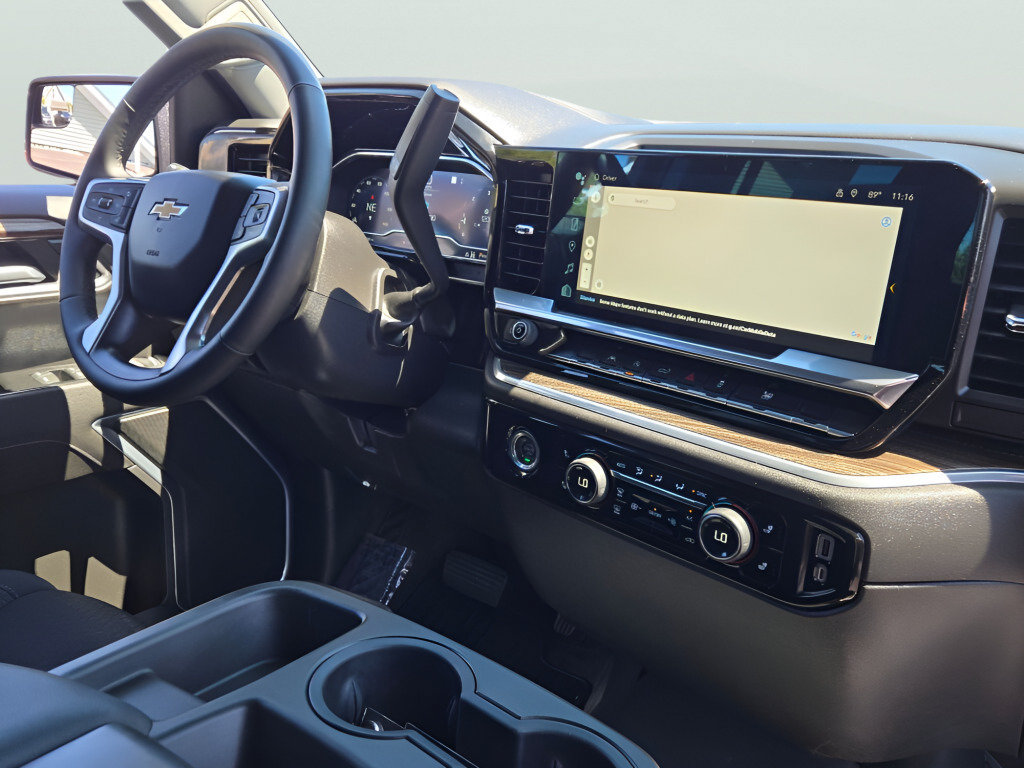 Certified 2023 Chevrolet Silverado 1500 LT AWD/4WD image 16