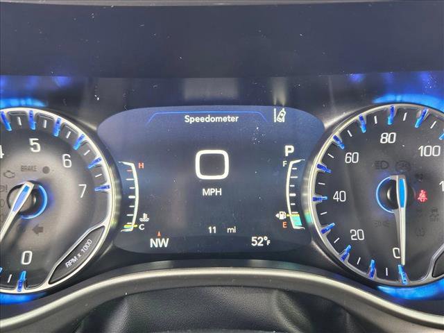 New 2026 Chrysler Pacifica Select FWD image 11