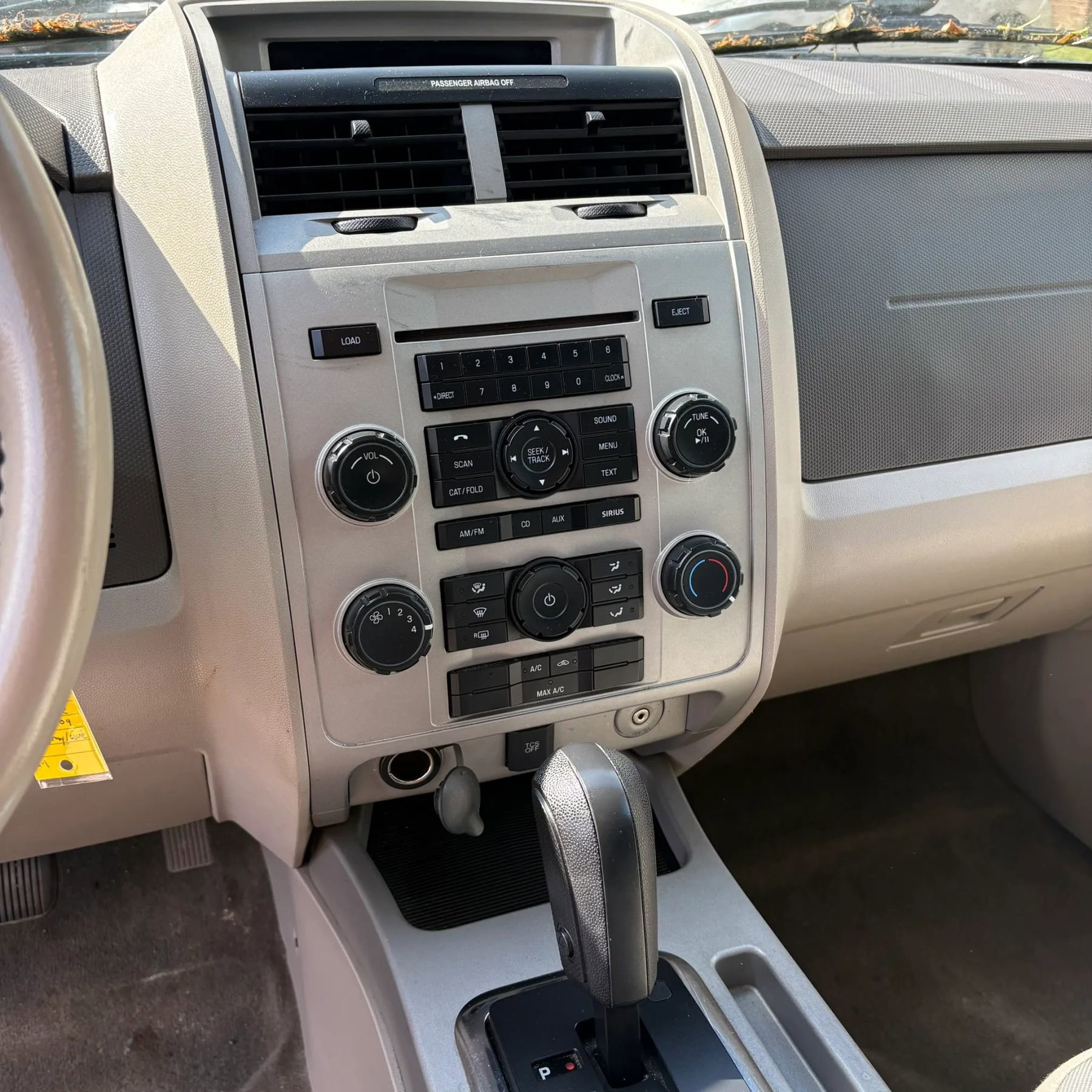 Used 2011 Ford Escape XLT w/ Class II Trailer Tow Pkg AWD/4WD image 29