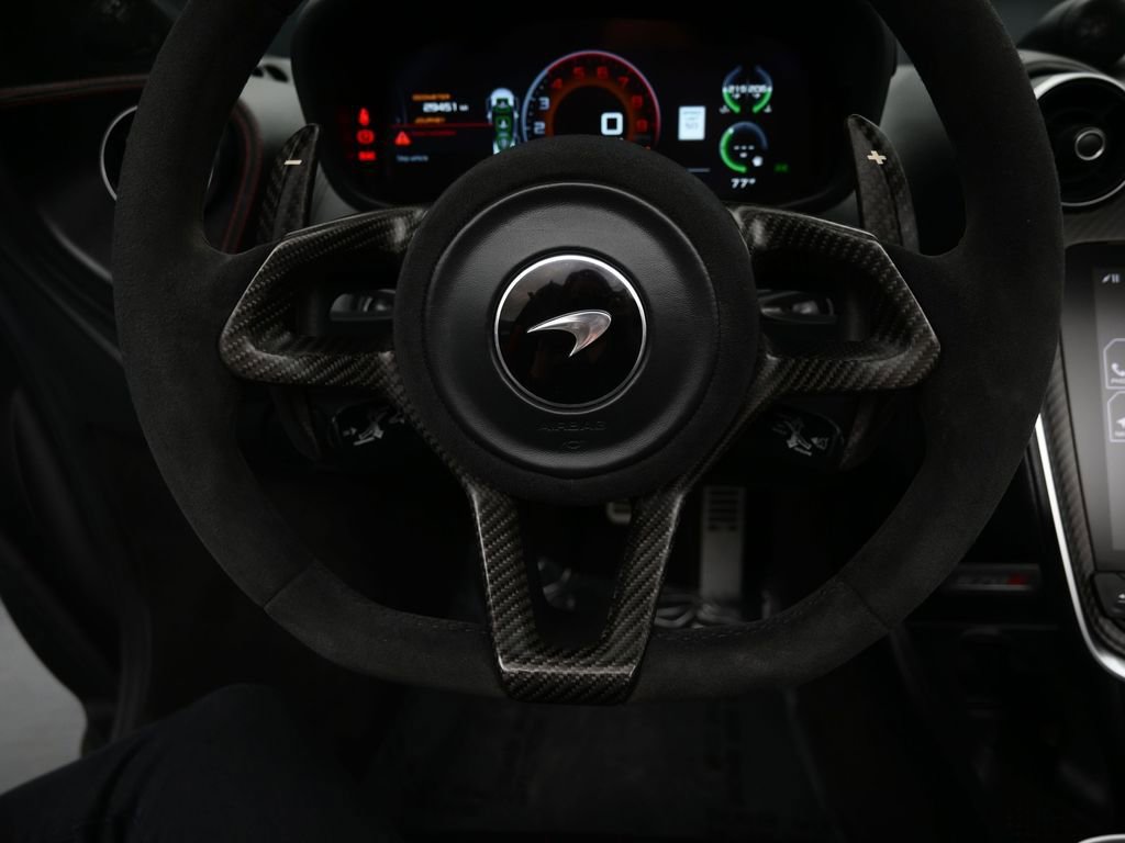 Used 2019 McLaren 570S Spider image 28