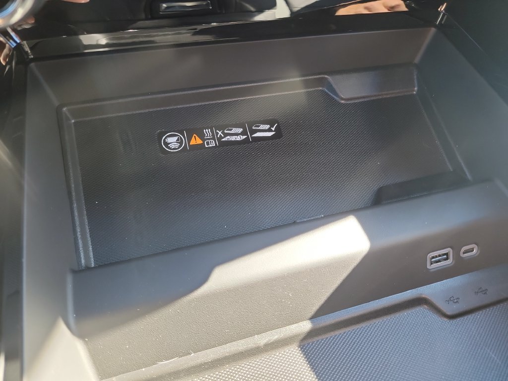 New 2026 Chevrolet Tahoe LT w/ Advanced Technology Package AWD/4WD image 16
