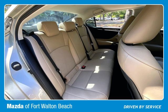 Used 2021 Lexus ES 300h w/ Premium Package FWD image 21