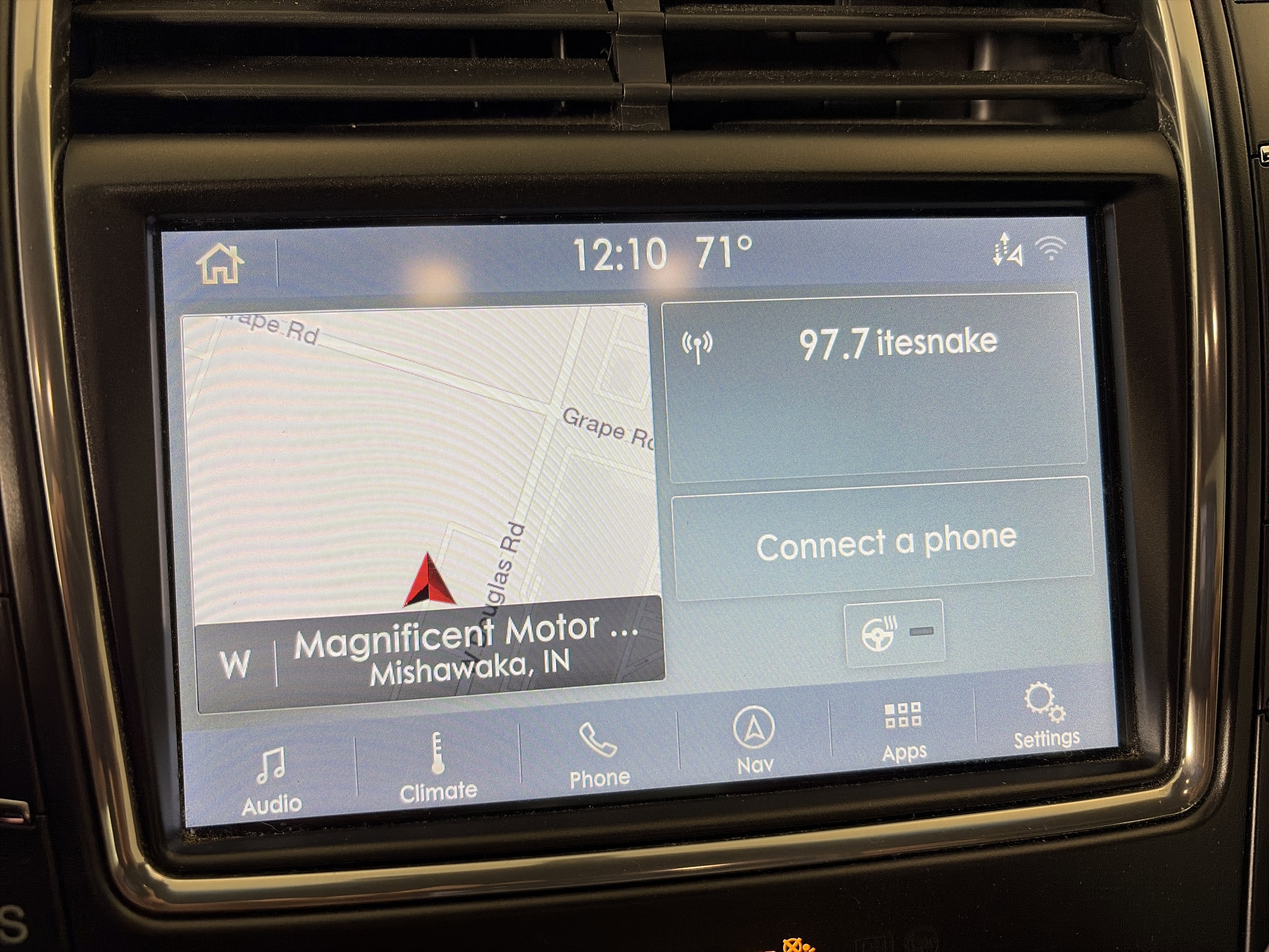 Used 2019 Lincoln Nautilus Reserve image 22