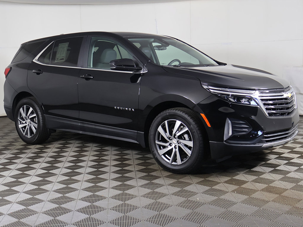 Used 2024 Chevrolet Equinox LT w/ LPO, Floor Liner Package FWD image 2
