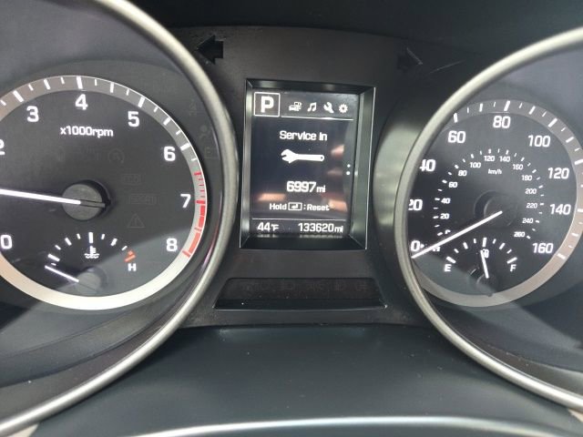 Used 2017 Hyundai Santa Fe SE AWD/4WD image 18