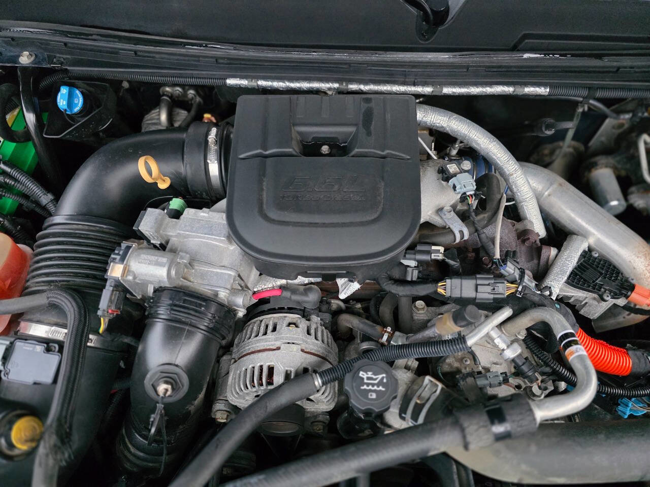 Used 2011 Chevrolet Silverado 3500 LTZ image 68