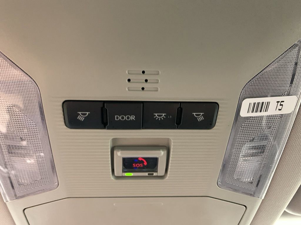 Used 2024 Toyota RAV4 LE image 20