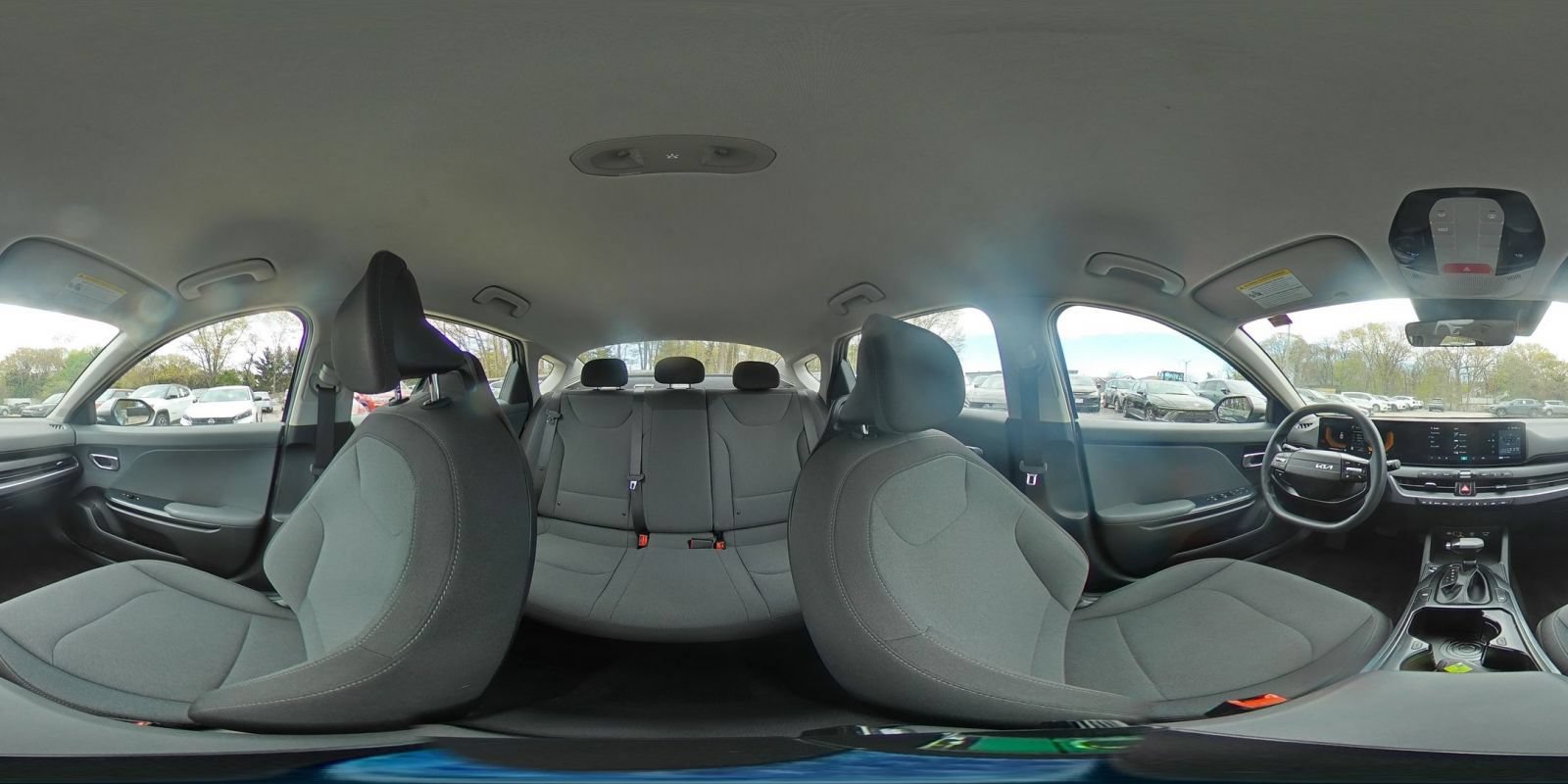 Used 2025 Kia K4 FWD image 40
