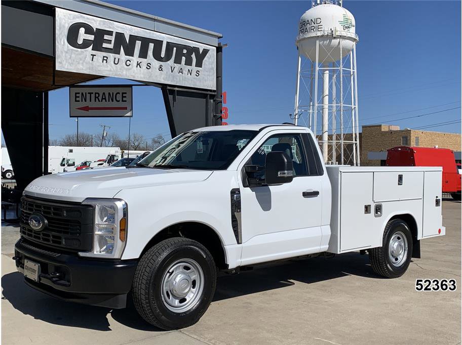Used 2026 Ford F250 XL image 1
