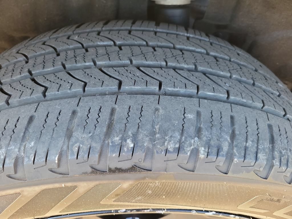 Used 2024 Jeep Grand Cherokee Altitude AWD/4WD image 25