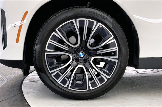 Used 2025 BMW X3 xDrive30i w/ Premium Package image 9