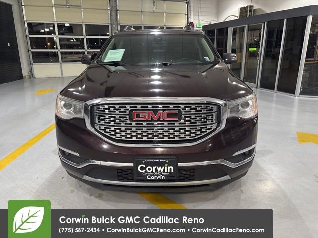 Used 2017 GMC Acadia Denali w/ Technology Package FWD image 9