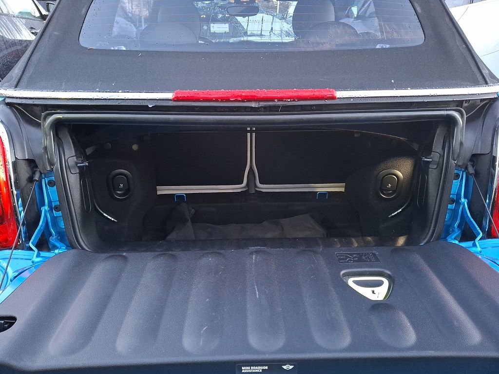 Used 2017 MINI Cooper S image 26