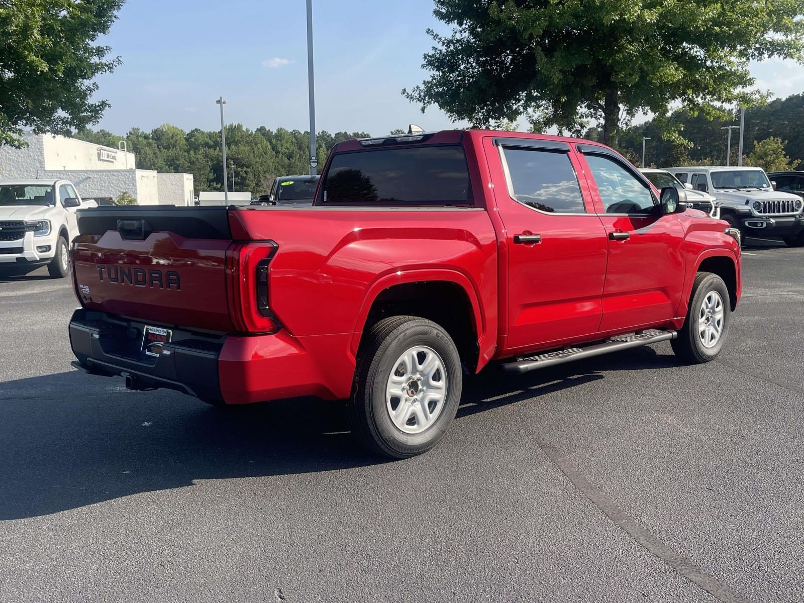 Used 2025 Toyota Tundra SR w/ SR Tow Package AWD/4WD image 7