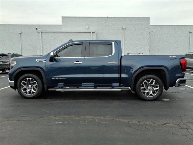 Used 2022 GMC Sierra 1500 SLT w/ SLT Premium Plus Package image 4
