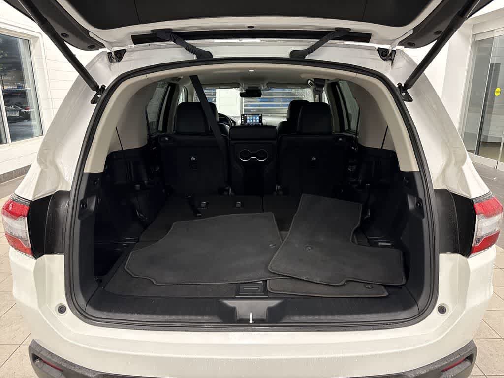 Used 2023 Honda Pilot EX-L image 11
