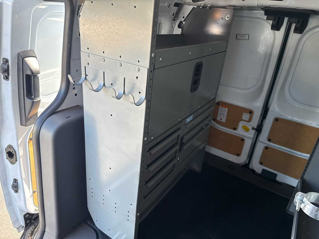 Used 2019 Ford Transit Connect XL image 24