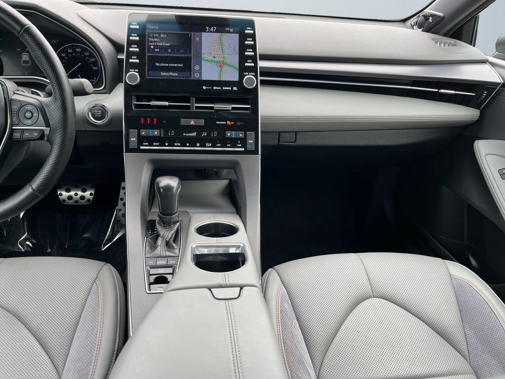 Used 2020 Toyota Avalon Touring w/ Advanced Safety Package FWD image 11