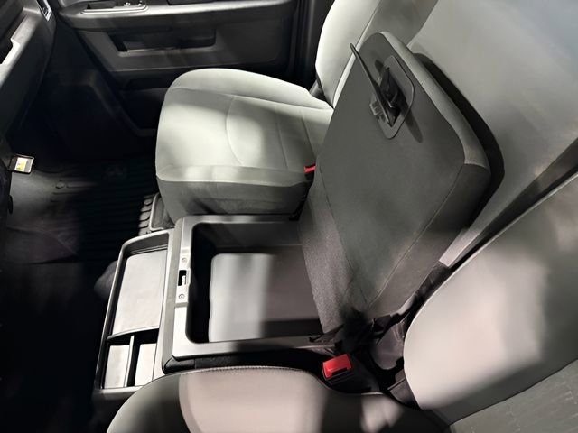 Used 2022 RAM 1500 Classic SLT w/ Protection Group AWD/4WD image 18