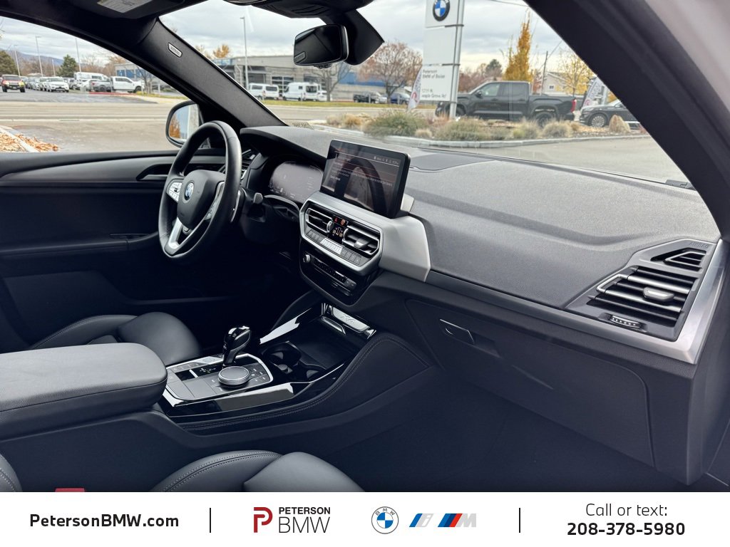 Used 2023 BMW X4 xDrive30i w/ Premium Package image 18