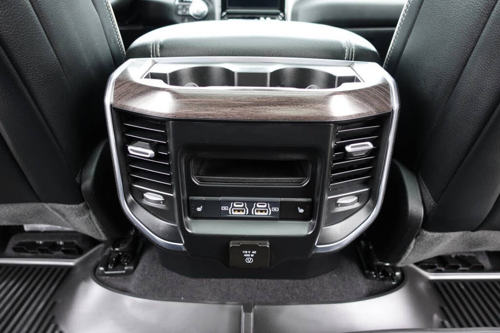 Used 2025 RAM 1500 Laramie w/ Sport Appearance Package AWD/4WD image 38