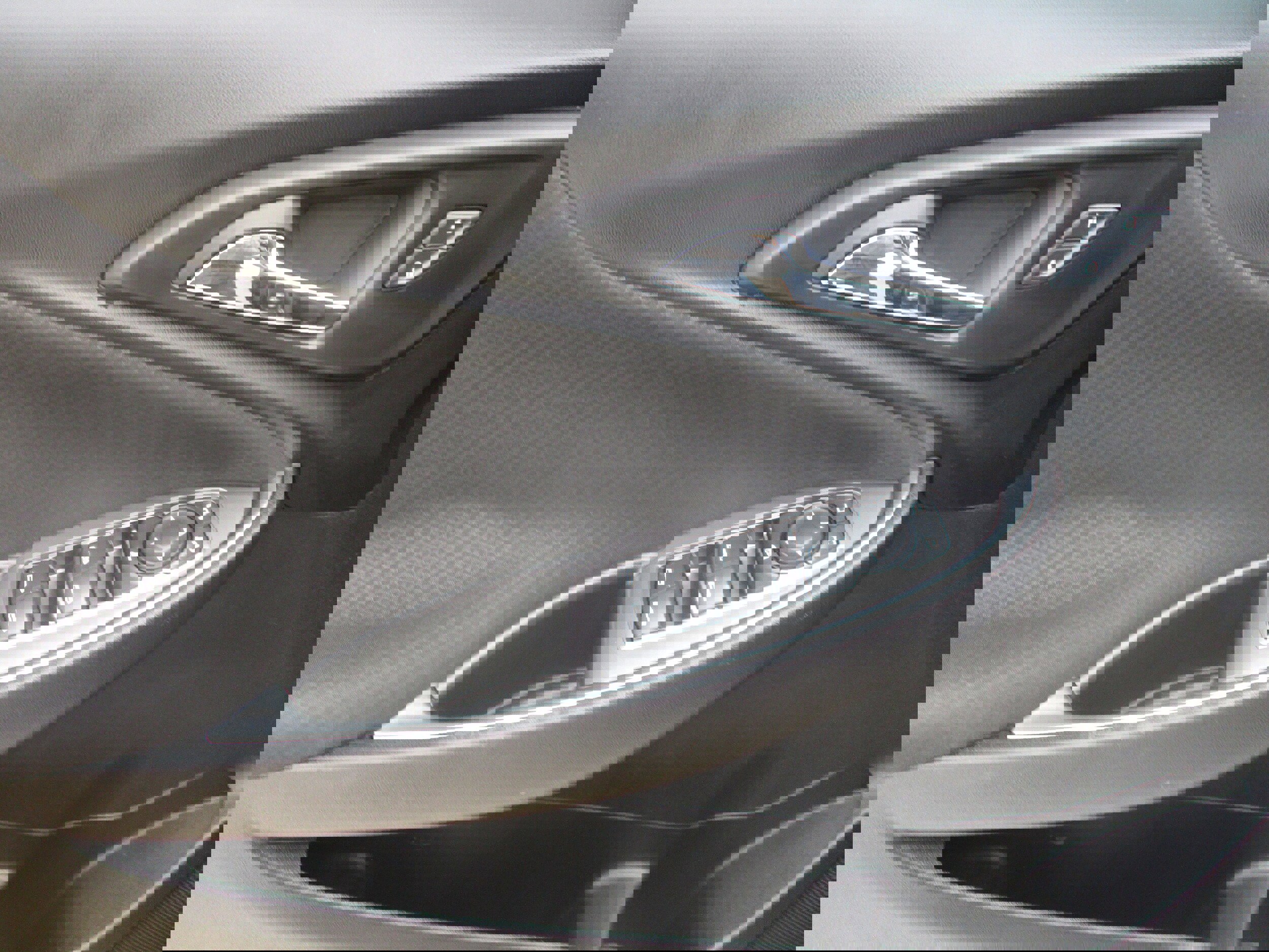 Used 2016 Chevrolet Malibu LT image 24