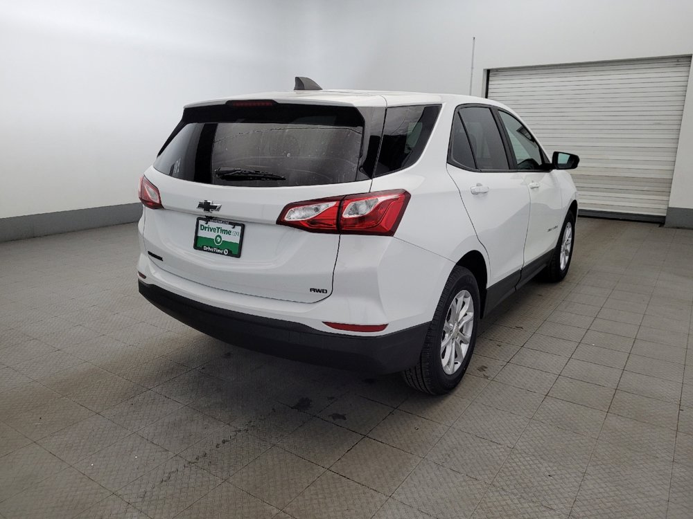 Used 2020 Chevrolet Equinox LS w/ LS Convenience Package image 9