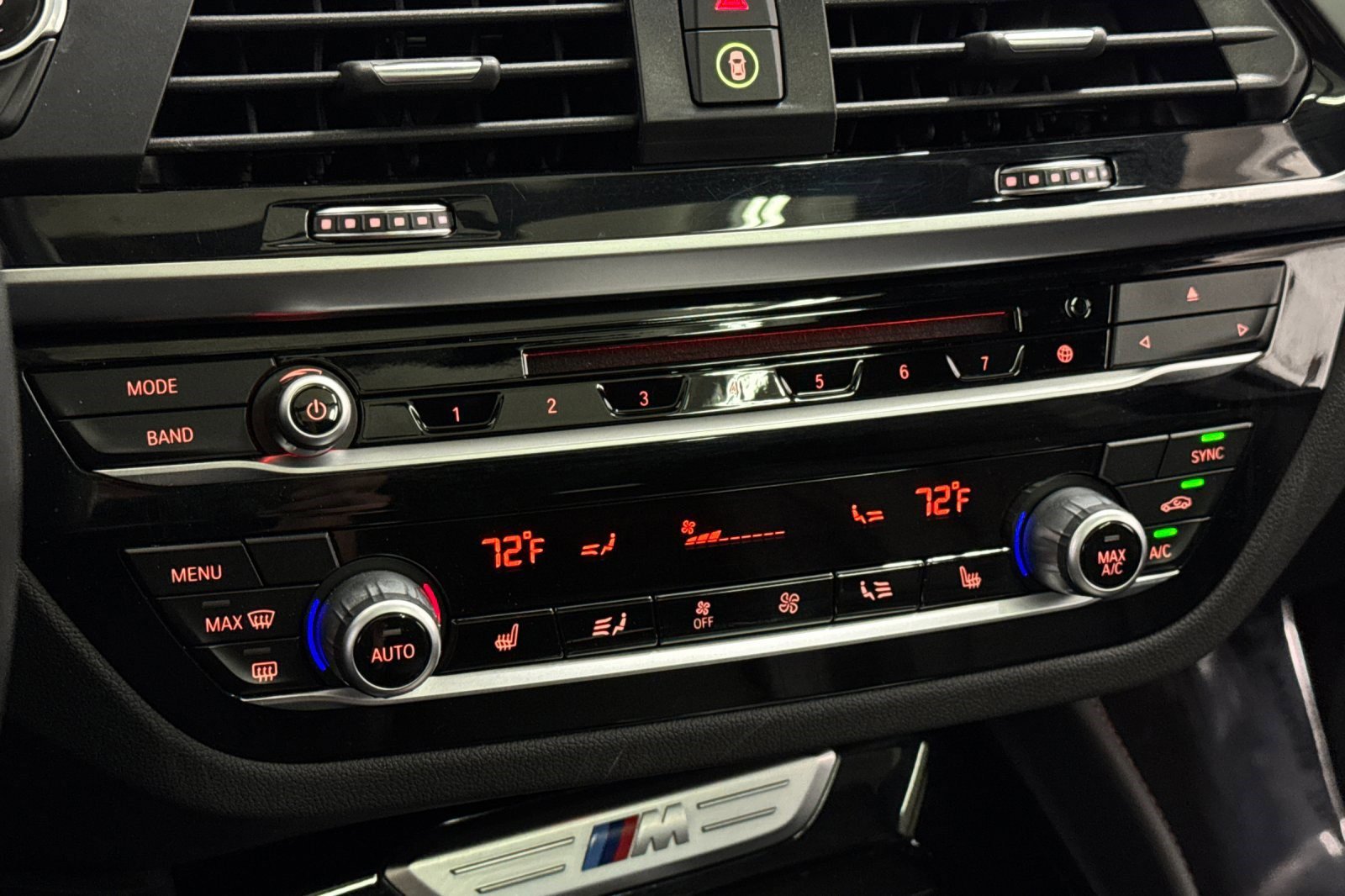 Used 2019 BMW X4 M40i w/ Executive Package image 26