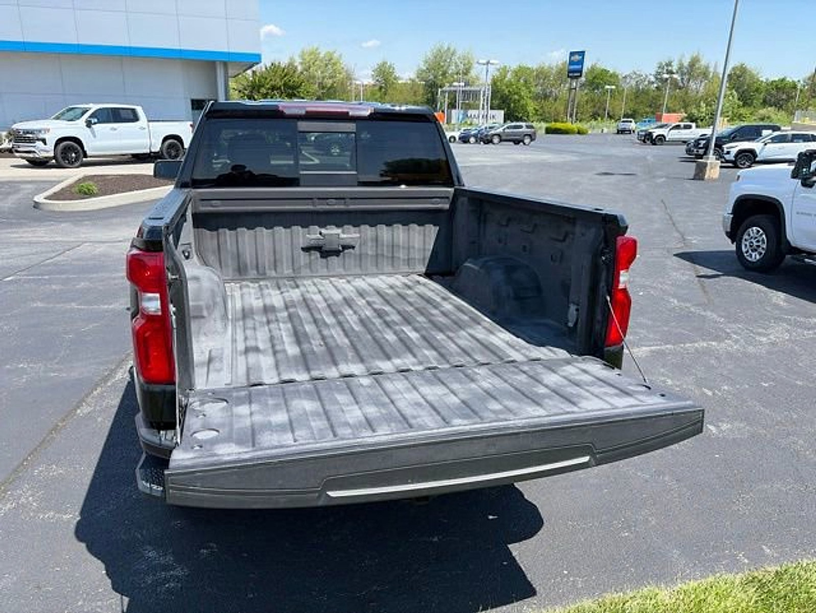 Certified 2020 Chevrolet Silverado 1500 LT Trail Boss AWD/4WD image 20