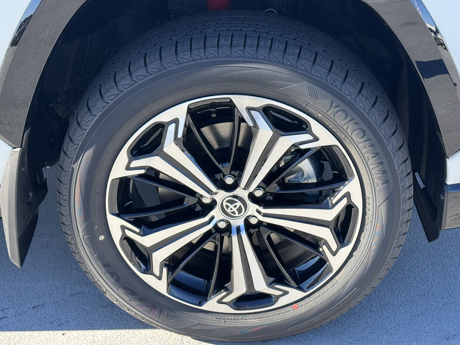 New 2025 Toyota RAV4 XSE image 15