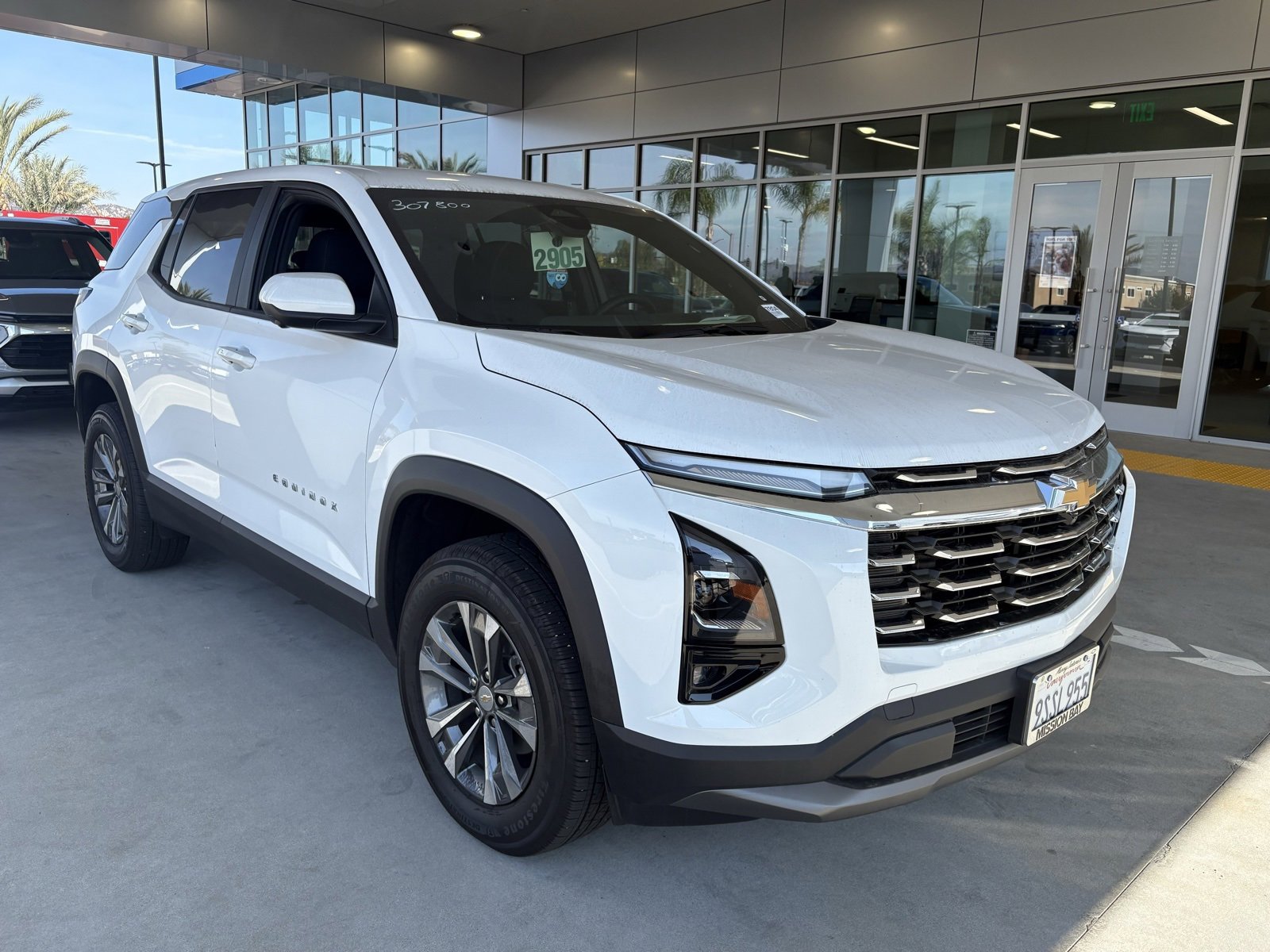 Used 2025 Chevrolet Equinox LT w/ Safety and Technology Package