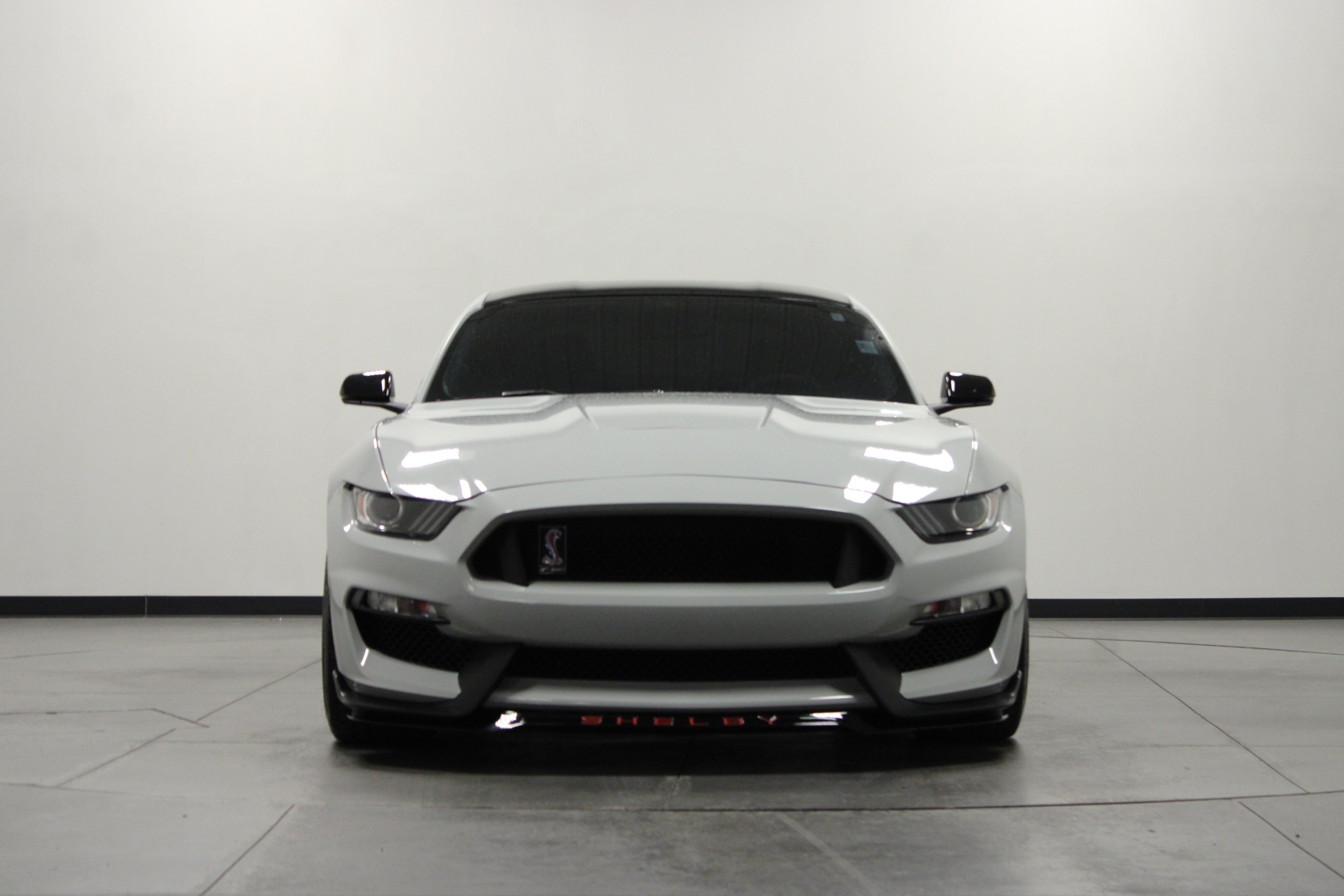 Used 2017 Ford Mustang Shelby GT350 w/ Convenience Package RWD image 9