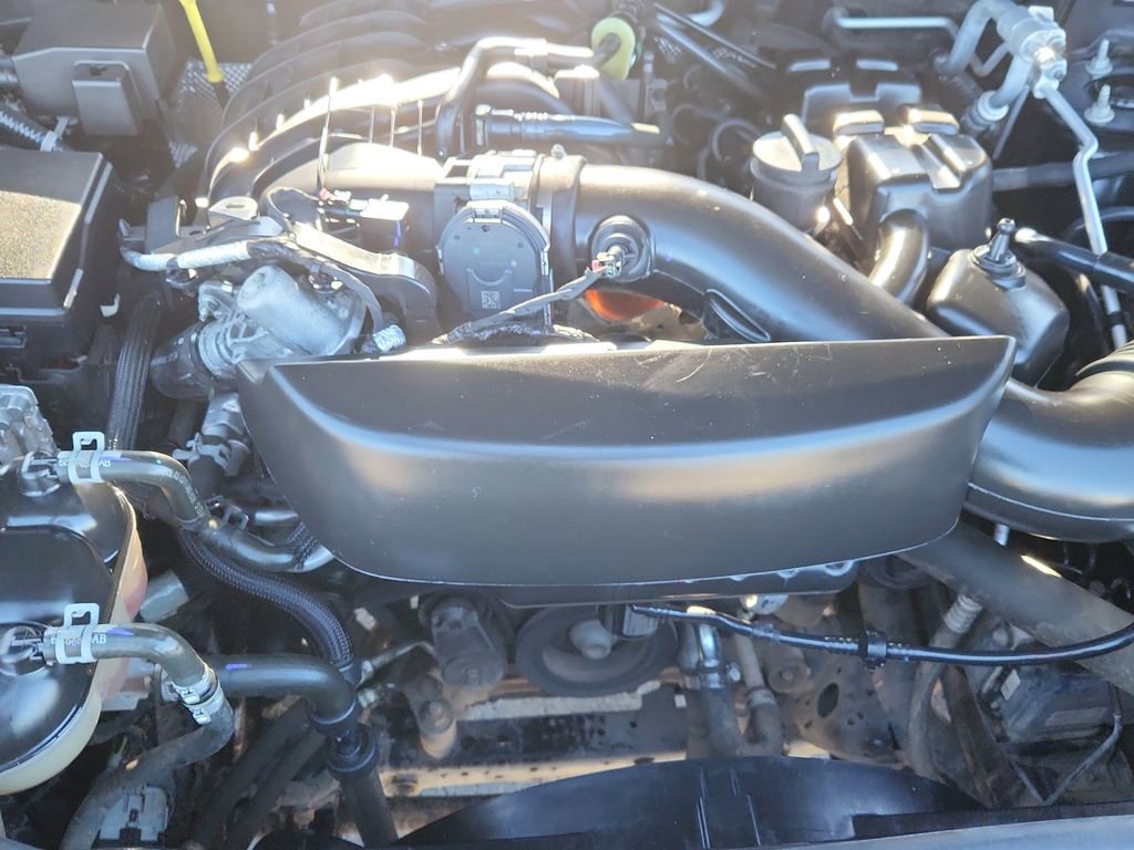 Used 2017 Jeep Grand Cherokee Altitude image 16