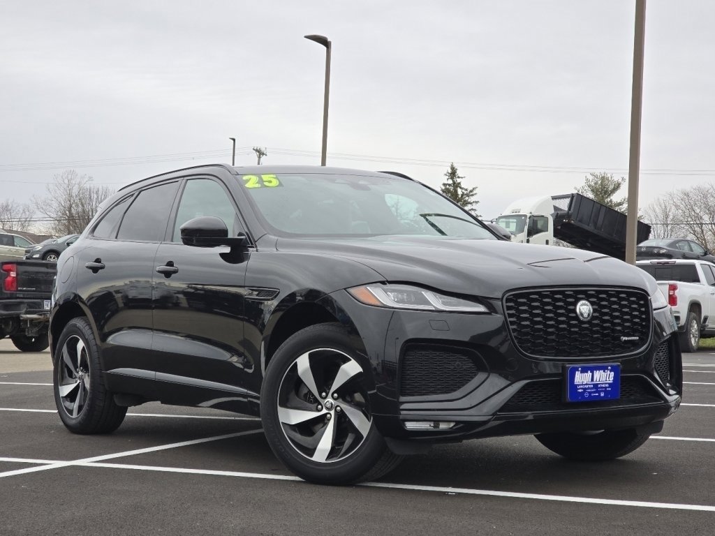 Used 2025 Jaguar F-PACE R-Dynamic S image 2